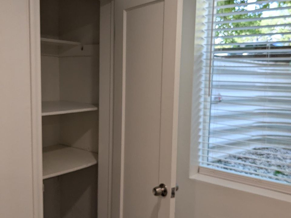 Closet/ Bedroom 2