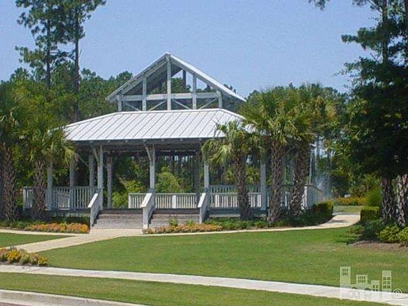3rd image of 6513 Chalfont Cir
