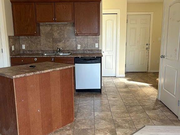 4th image of 6802 W 50th Ave #32