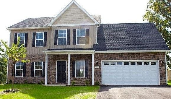 1st image of 18 Ryan Dr