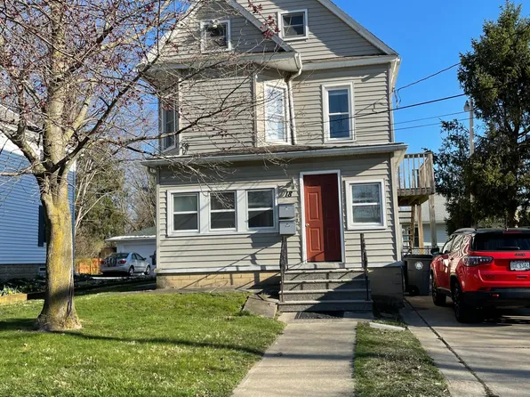 18 Union St, Oberlin, OH 44074