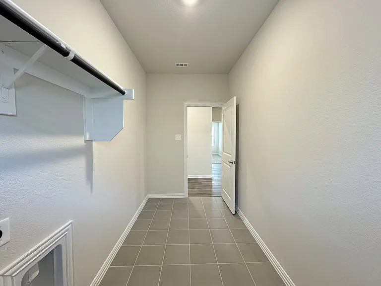 3720 Canyon Dr — Photo 17