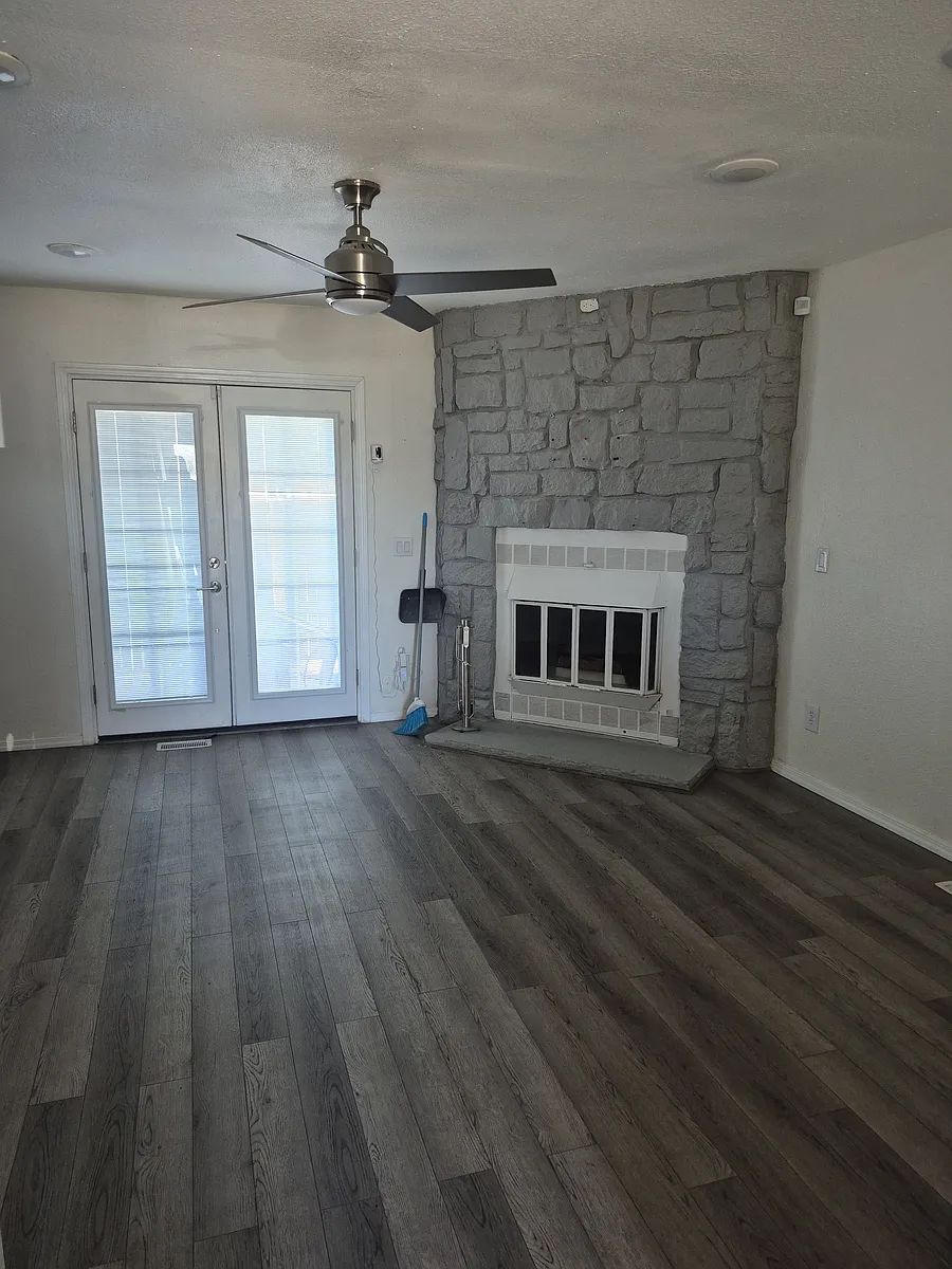 Building Photo - 4062 Baytown Dr