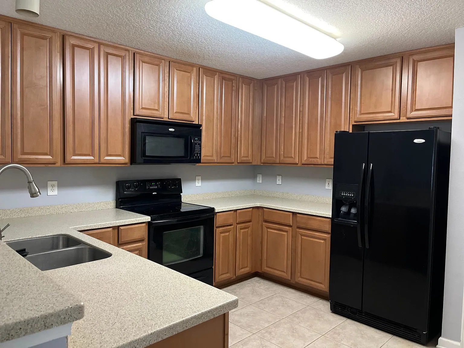 13824 Herons Landing Way — Photo 2
