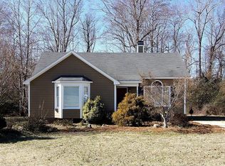 209 Laurel Ridge Dr, Clayton, NC 27520