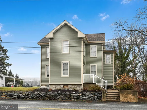 1103 E Main St, Annville, PA 17003