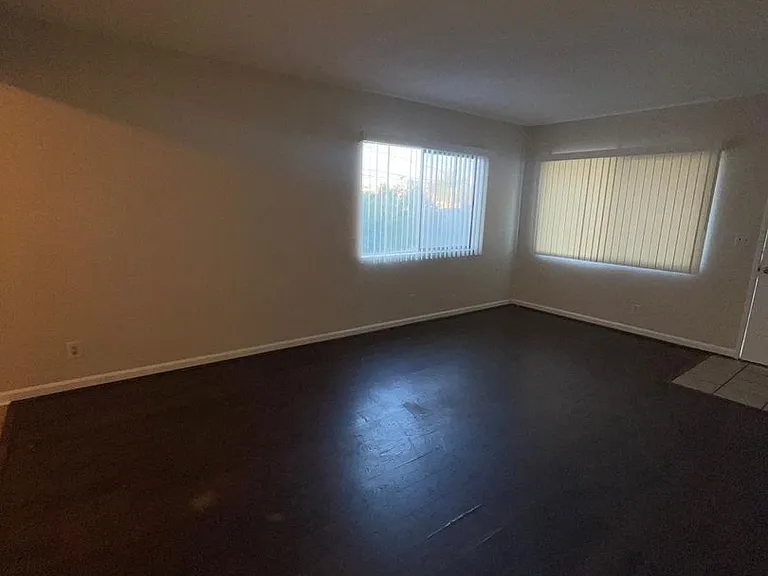 11185 Carson Dr — Photo 9