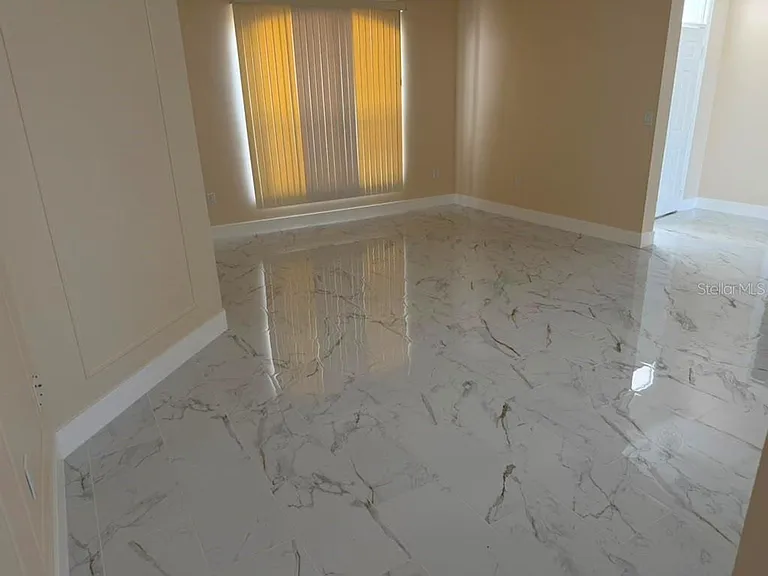 351 Corsica Ct — Photo 10