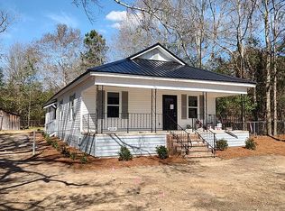2014 Auburn Rd, Phenix City, AL 36870