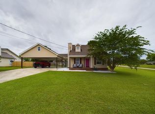 100 Broxton Ct, Headland, AL 36345