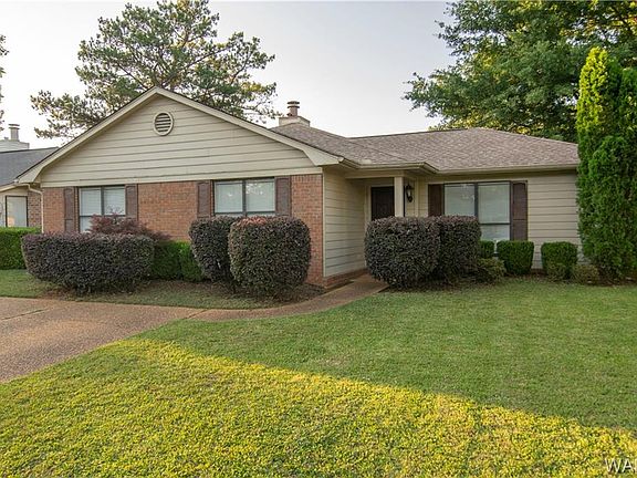 2nd image of 1028 Vineyards Dr