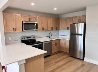 703 N Dudley Ave #8, Ventnor City, NJ 08406