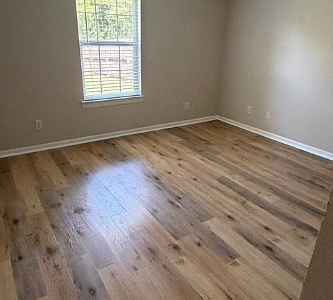 4th image of 26339 Bobby Gill Rd