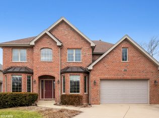 1022 Sean Cir, Darien, IL 60561