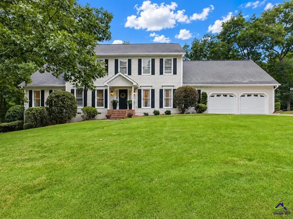 206 Huntington Ct, Macon, GA 31210