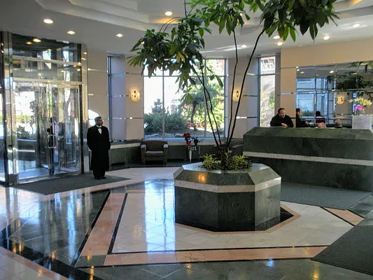 Rented by Daniel Saat, LREB | media 2