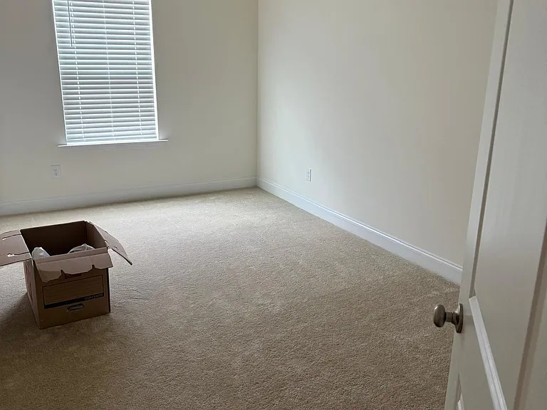 907 Kensley Grove Ln — Photo 8