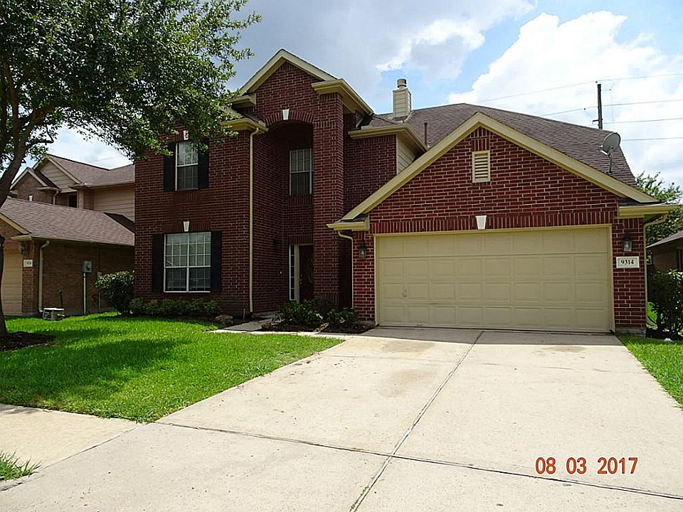 1st image of 9314 Floral Crest Dr