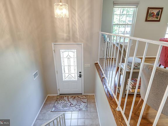 4th image of 10423 Artemel Ln