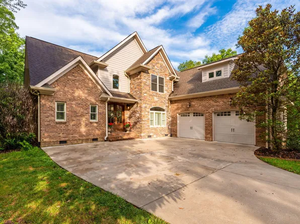 4917 Toll House Trl, Signal Mountain, TN 37377