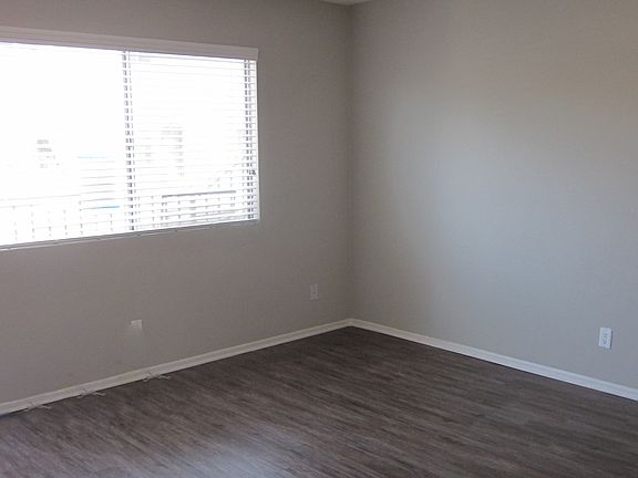 5th image of 309 Amabel St APT 2