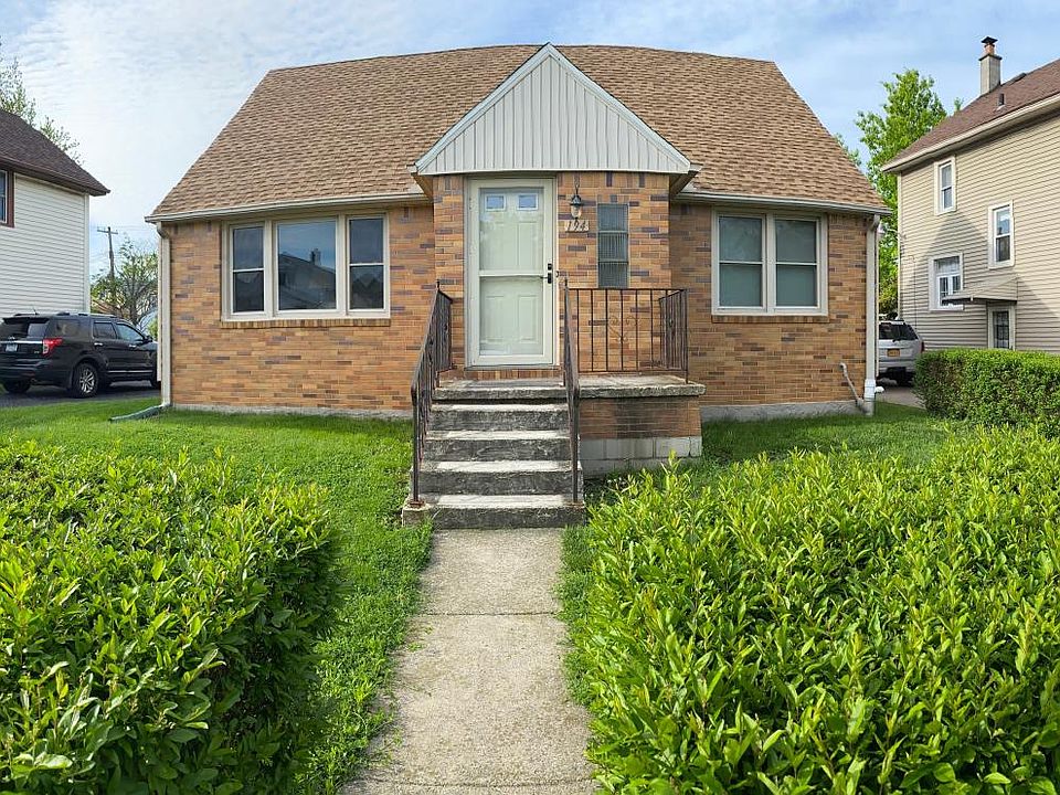 1st image of 194 Tremaine Ave