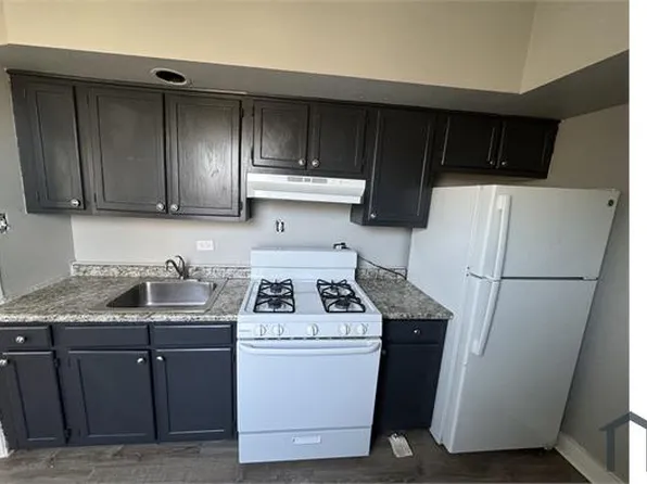 7156 S Rhodes Ave, Chicago, IL 60619