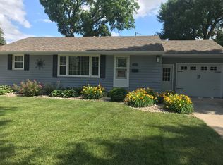 1705 E 24th St, Sioux Falls, SD 57105