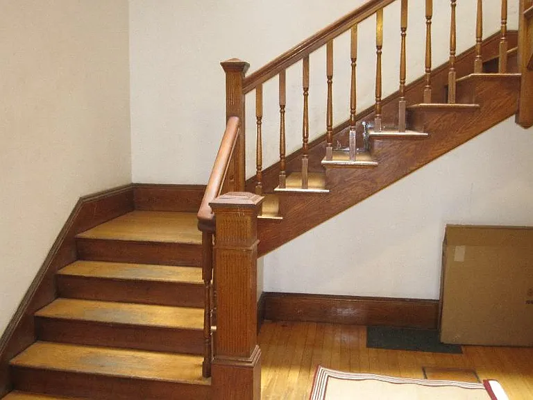 9 Fairfield St #1R — Photo 37