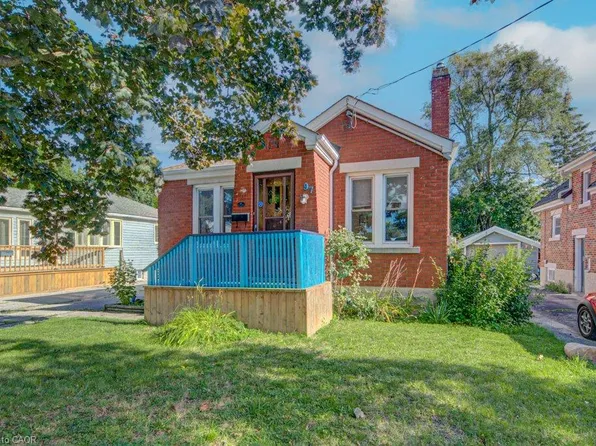 97 Francis St, Cambridge, ON N1S 1Z9