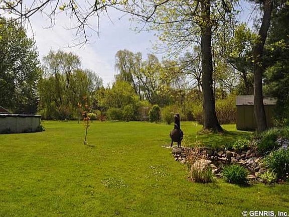 5th image of 422 Ontario Dr