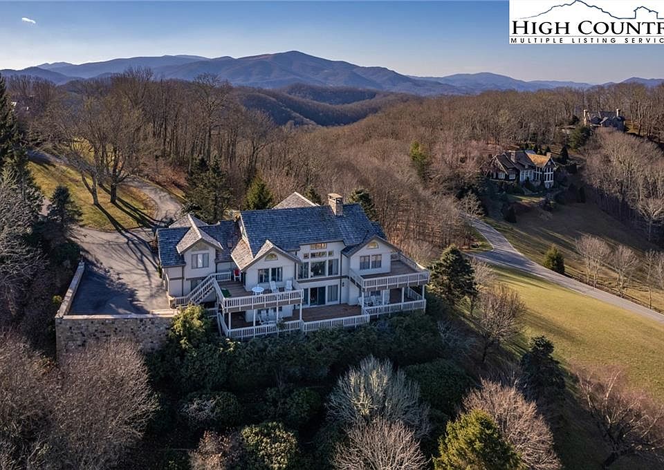 1st image of 406 Meadows Ln