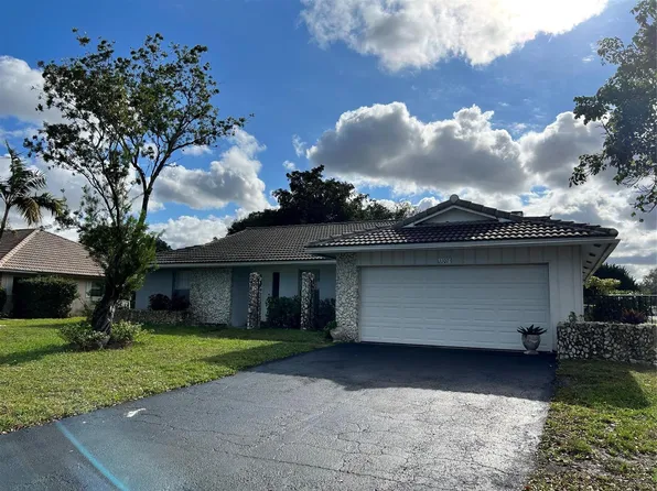 1177 NW 84th Dr, Coral Springs, FL 33071