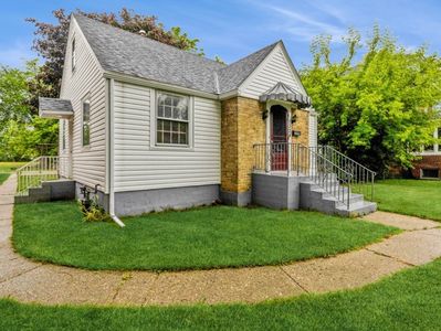 1324 Jackson St, North Chicago, IL, 60064