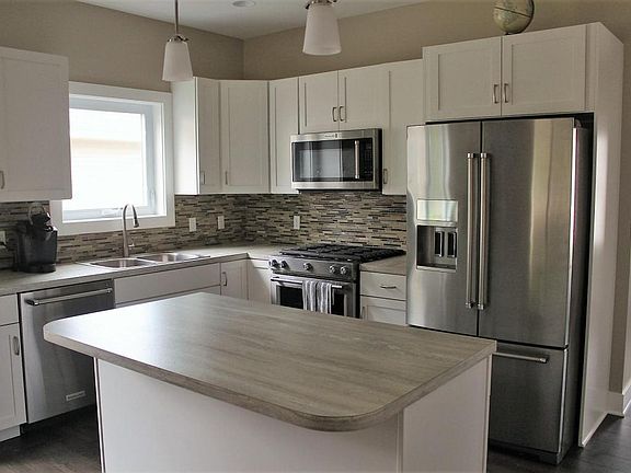 3rd image of 2548 Nuttall Ct #33