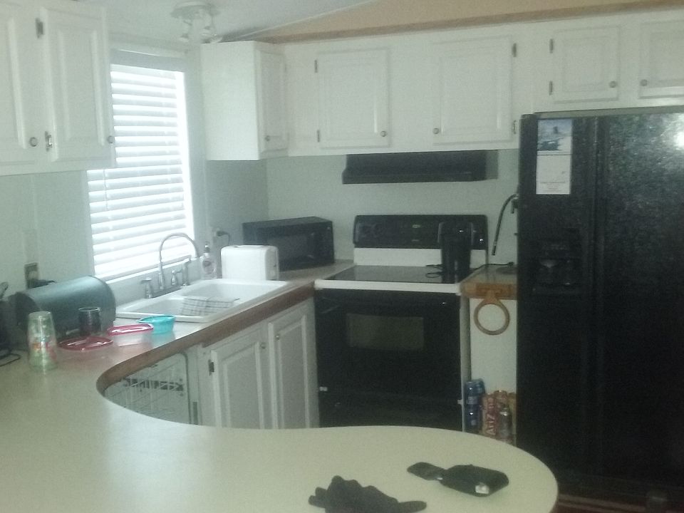 2nd image of 10801 Bainbridge Dr