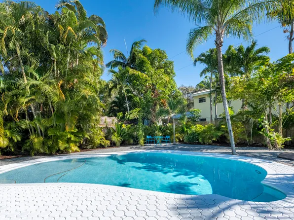 1432 NE 10th Ave, Fort Lauderdale, FL 33304