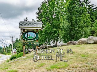 135 Vernon St APT 3D, Bethel, ME 04217