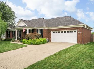 9816 Valley Farms Blvd, Louisville, KY 40272