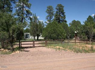 2130 Bluejay Rd, Overgaard, AZ 85933