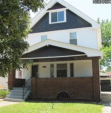 3432 W 118th St photo 1