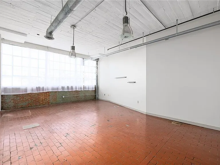881 Memorial Dr SE #206 — Photo 7