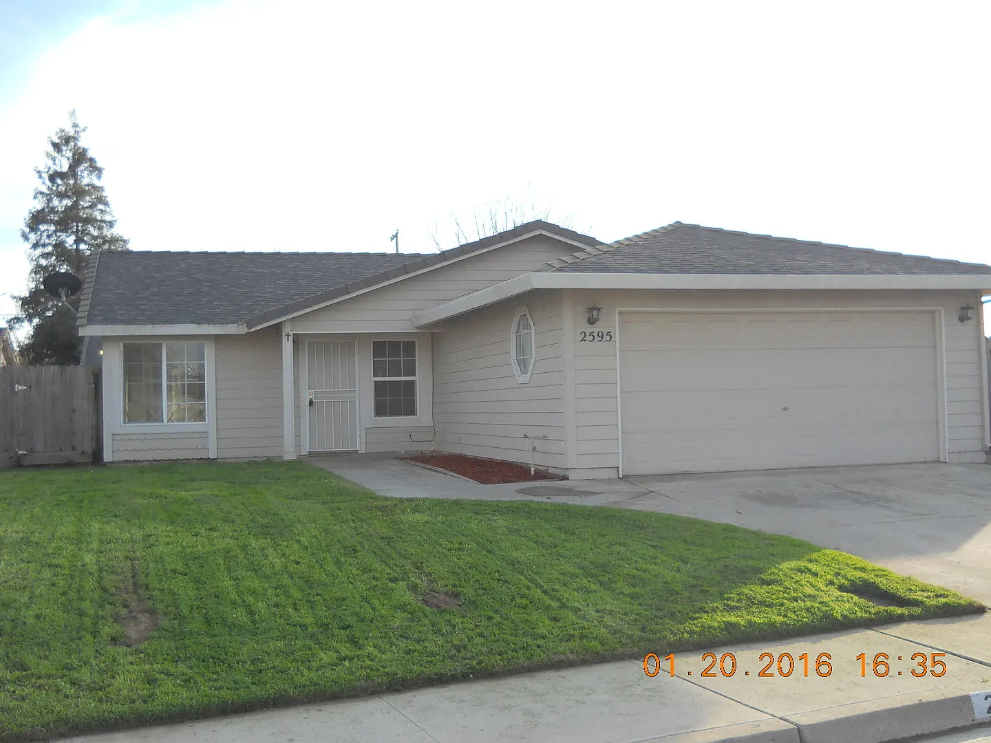 2595 Hays Dr photo 1