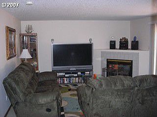 5th image of 1123 SE 56th Ave