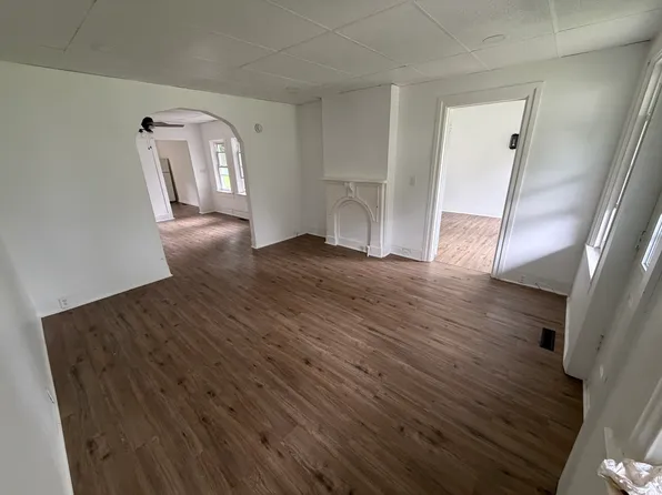 164 Eagle St #2, Fredonia, NY 14063