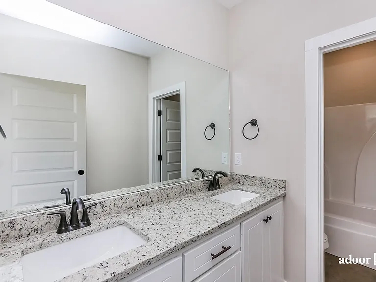 137 Shelby Mae Cir — Photo 13