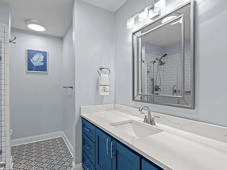 3700 Fairmont Dr — Photo 8
