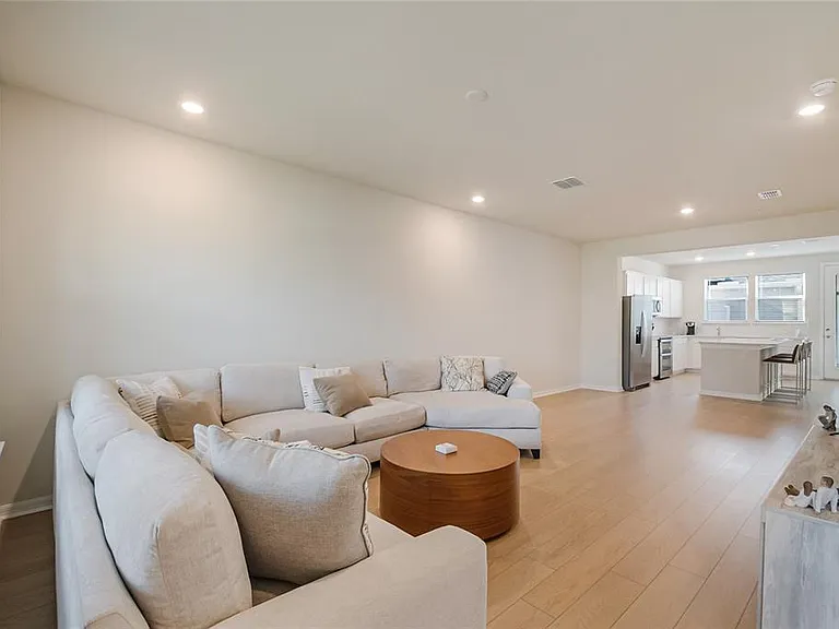 6938 Reverie Park Ave — Photo 9