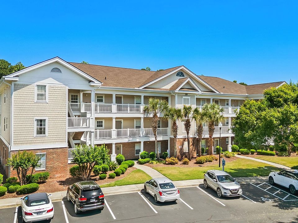 1st image of 5825 Catalina Dr. #323