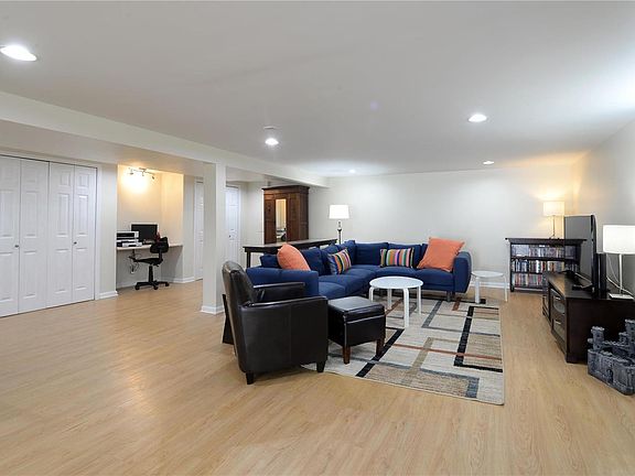 5th image of 3916 Northern Aire Dr